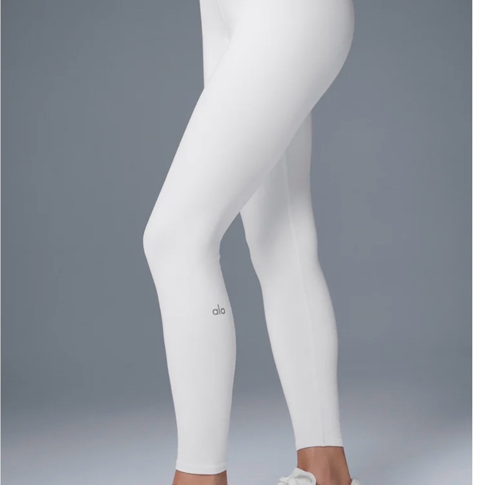 ALO Yoga White High-Rise Leggings - Picture 4 of 4